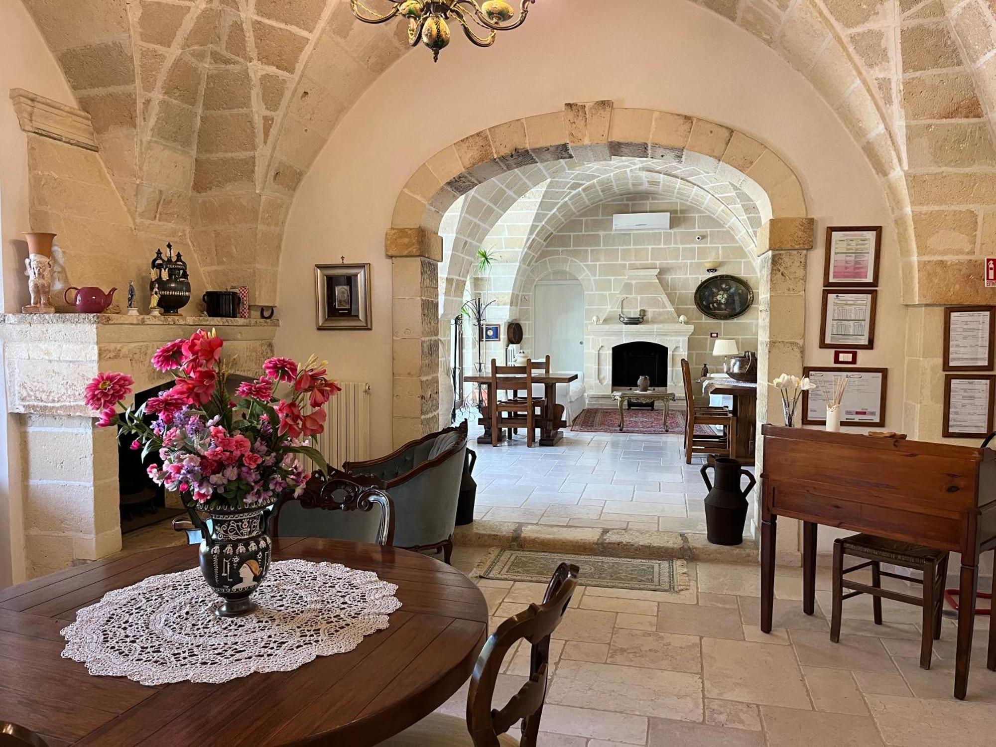 Masseria La Camardia Sava Eksteriør bilde