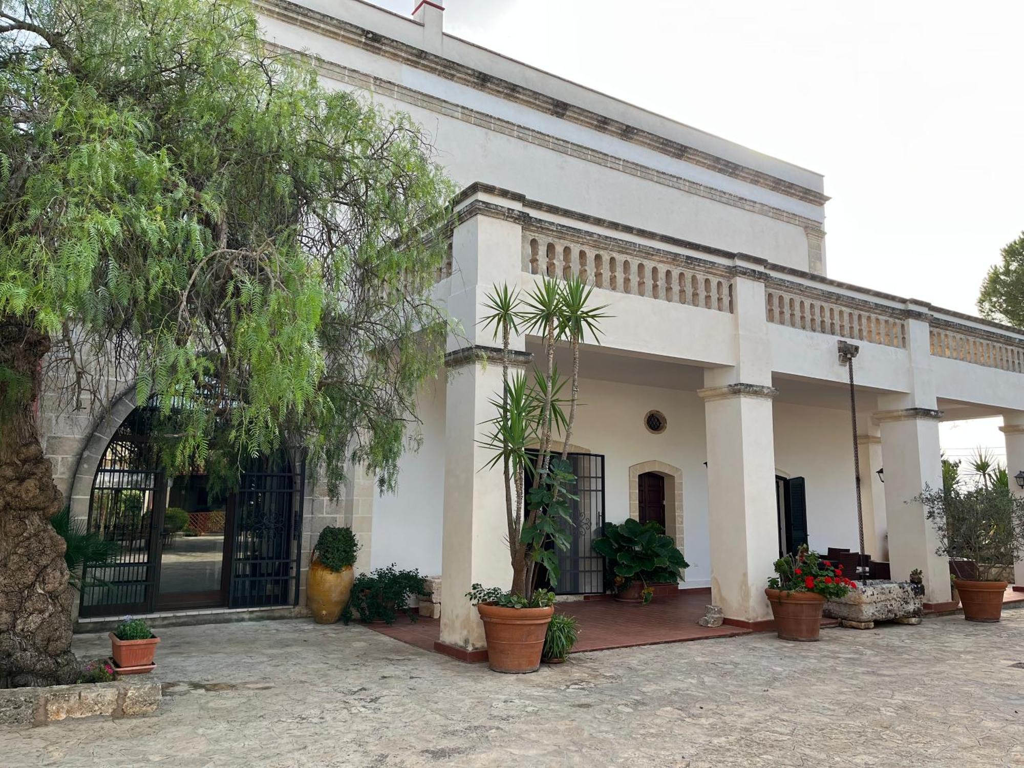 Masseria La Camardia Sava Eksteriør bilde