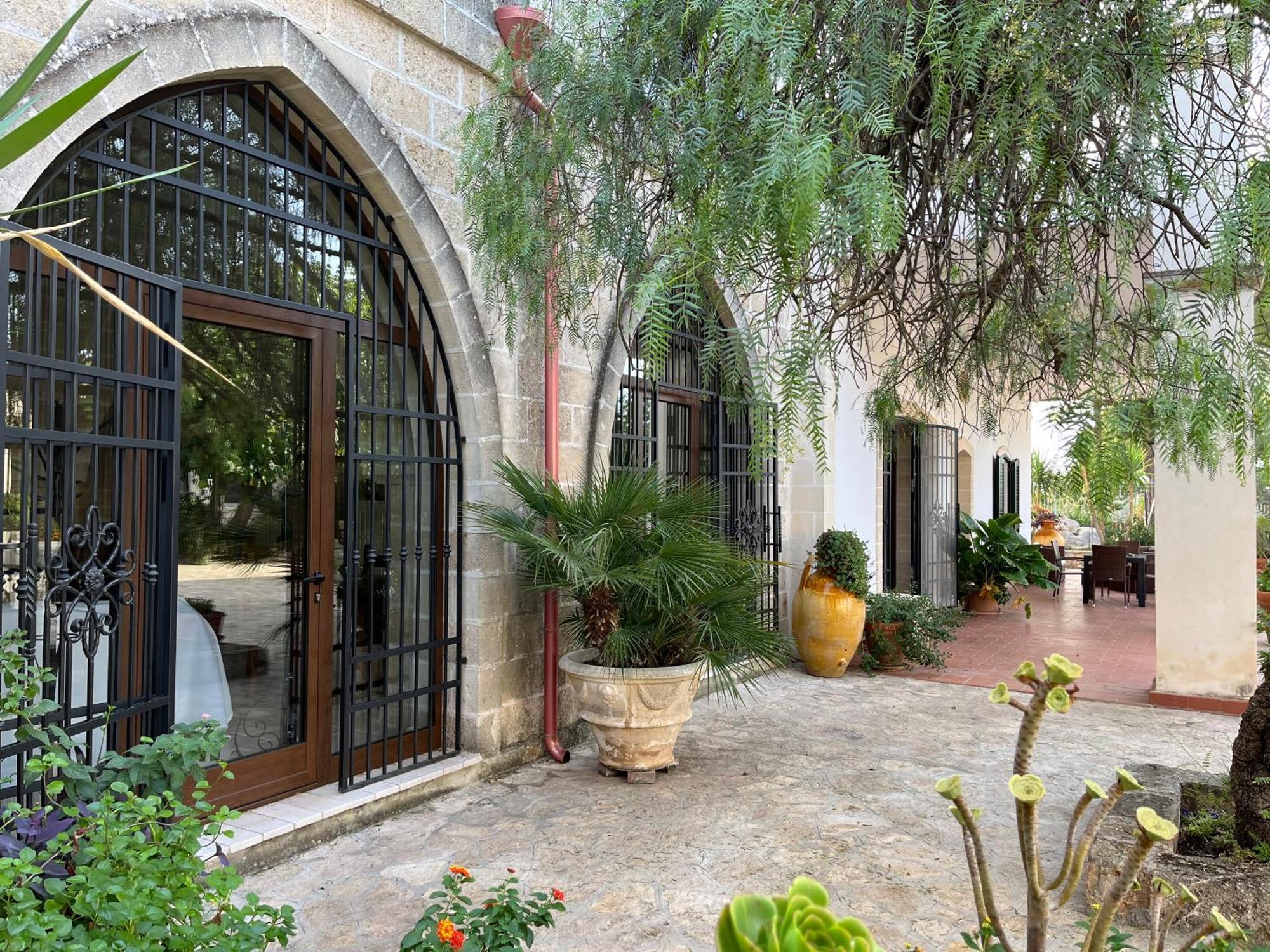 Masseria La Camardia Sava Eksteriør bilde